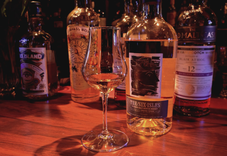 オフィシャルだけでなくボトラーズも